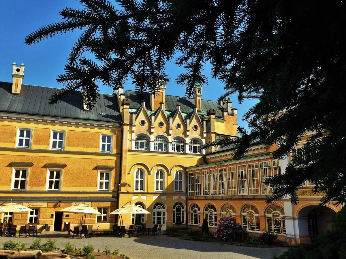 Hotel Zamek Světlá nad Sázavou Extérieur photo