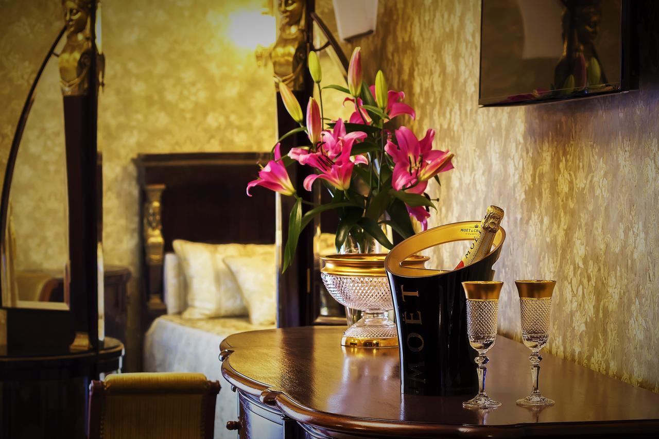 Hotel Zamek Světlá nad Sázavou Extérieur photo